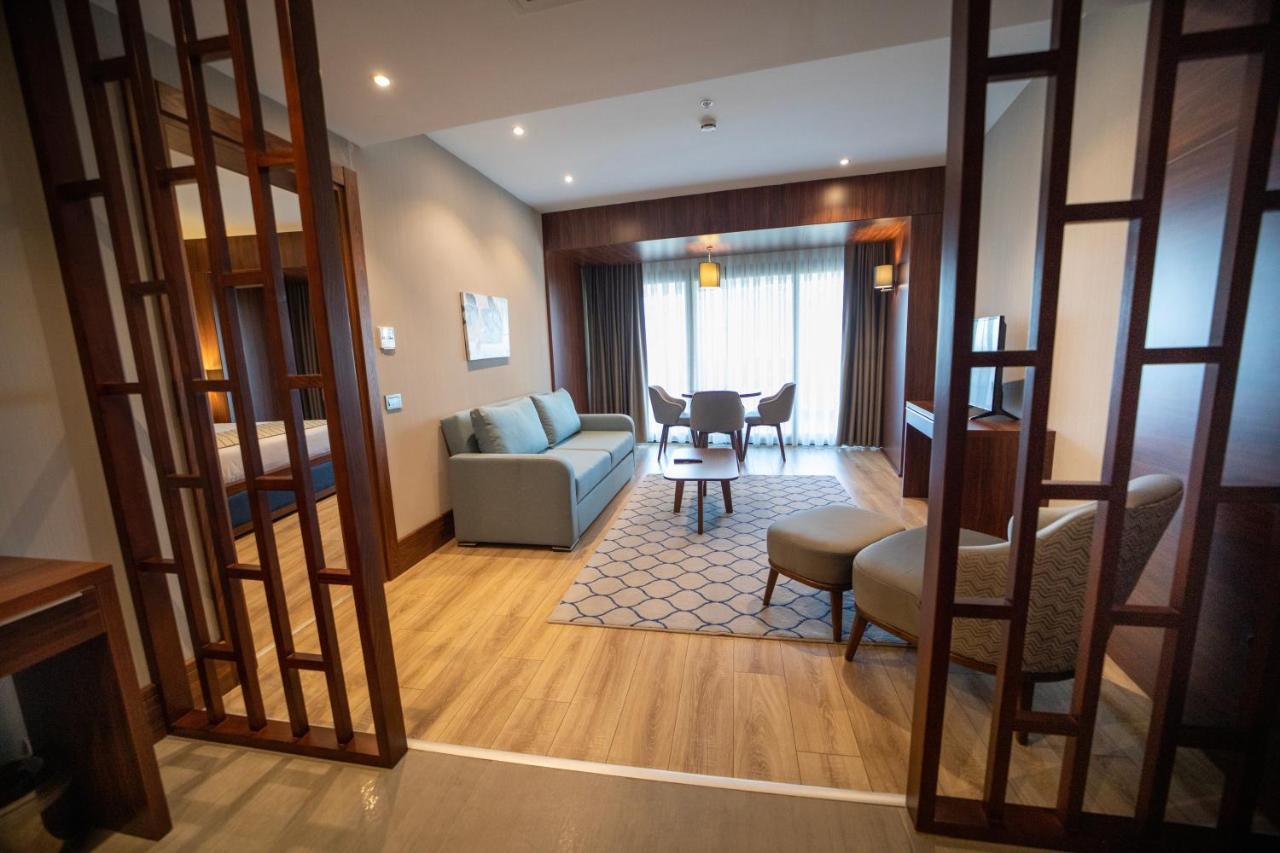 By Aksu Termal Hotel&SPA Kusadasi Bagian luar foto