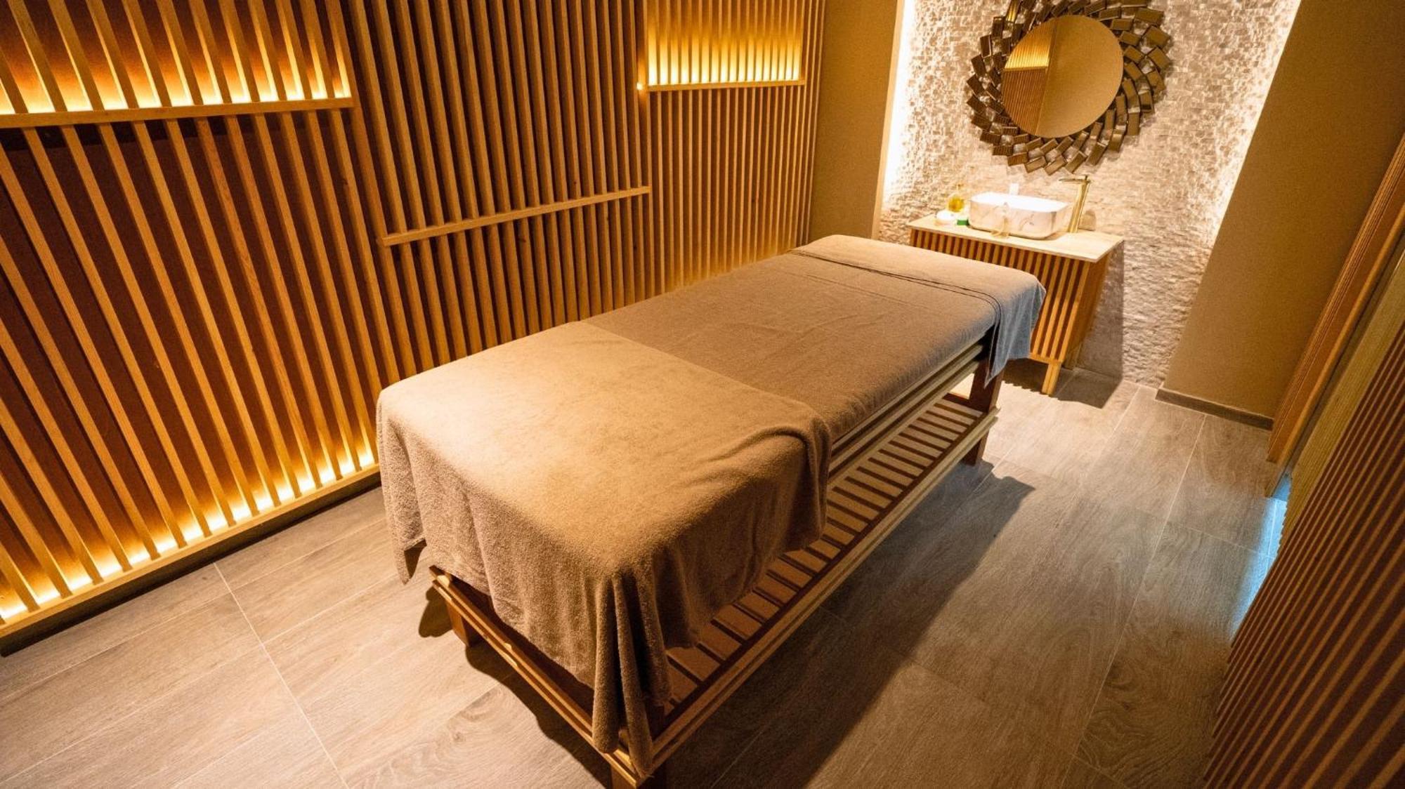 By Aksu Termal Hotel&SPA Kusadasi Bagian luar foto