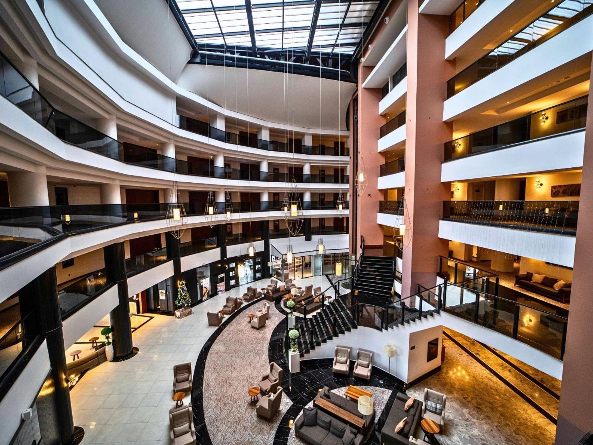 By Aksu Termal Hotel&SPA Kusadasi Bagian luar foto