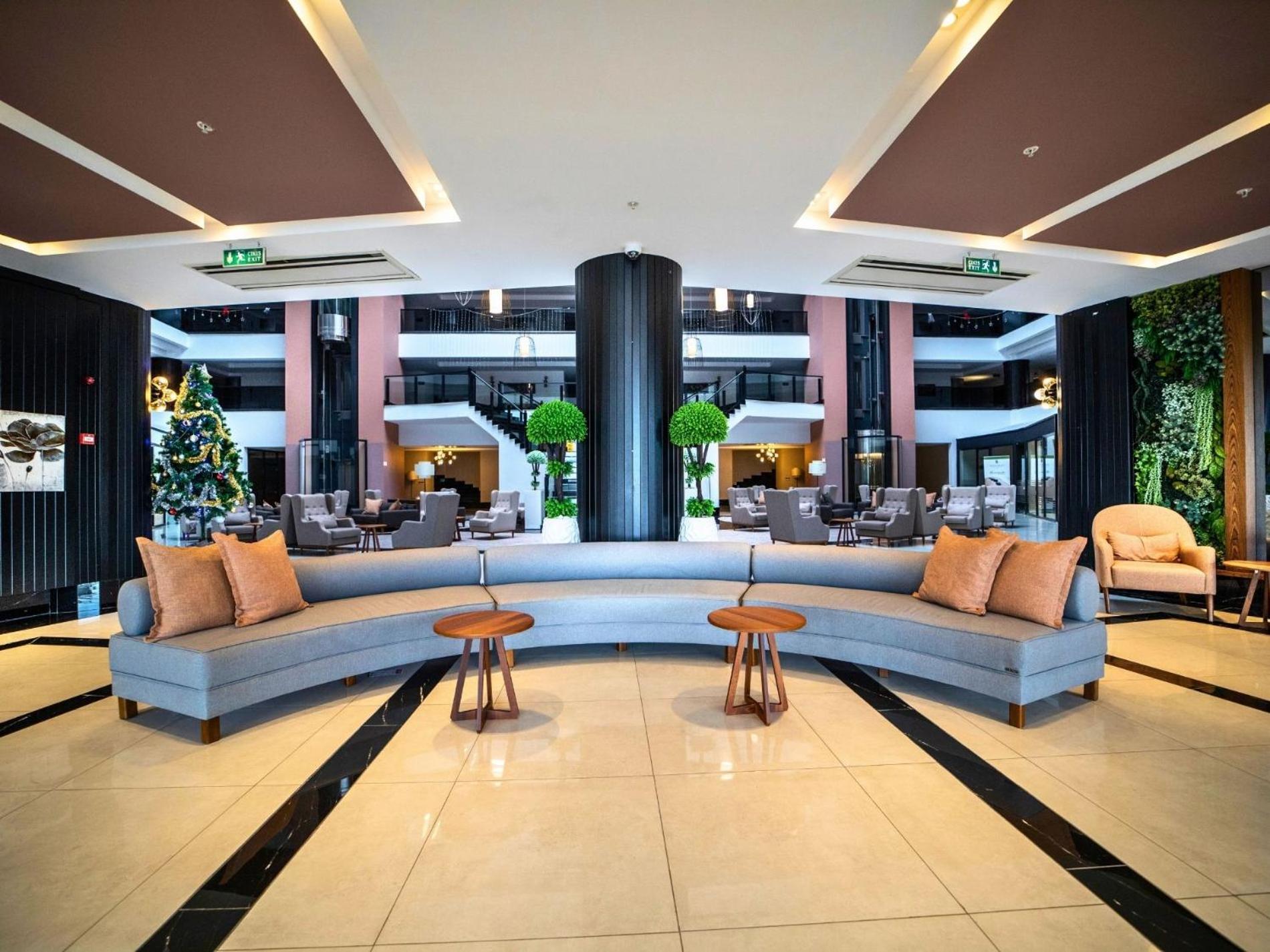 By Aksu Termal Hotel&SPA Kusadasi Bagian luar foto